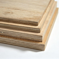 Panneau de placage multicouche Okoume de qualité marine avec âme en eucalyptus pour intérieur, feuille 4x8, 18mm, pour armoires