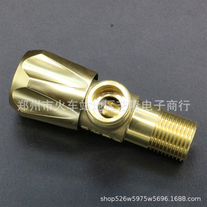 วาล์วทองเหลืองแบบมุมฉาก ขนาด 1/2 นิ้ว เกลียวตัวผู้ สำหรับน้ำอุณหภูมิปกติ ควบคุมการทำงานด้วยมือ - Product Image 1