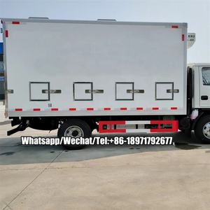 Camion Isuzu pour la livraison de poussins d'un jour, véhicule de livraison de poussins, 4x2, transport de poussins vivants, camion de transport de volaille - Product Image 4