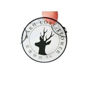 Empaque Personalizable de Etiquetas de Papel Artístico para Velas con Logotipo Troquelado - Product Image 1