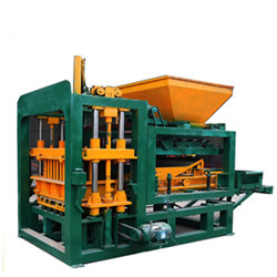 Máquina automática de fabricación de bloques de hormigón con sistema hidráulico a <span class=keywords><strong>precio</strong></span> de fábrica - Product Image 5