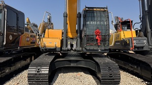 Excavadora Hyundai 220-9s de 20 toneladas, original de Corea, de segunda mano, Hyundai 215, a precio de fábrica. - Product Image 3