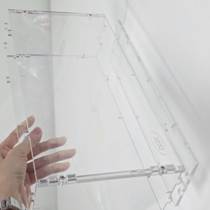 Vitrine d'exposition moderne et écologique en acrylique portable avec surface polie pour la <span class=keywords><strong>collection</strong></span> <span class=keywords><strong>ultra</strong></span> <span class=keywords><strong>premium</strong></span> 151 de Pokémon Celebrations - Product Image 3