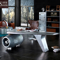 Meubles d'aviation : Bureau en forme d'aile d'avion en métal et aluminium, véritable table d'aile d'avion, bureaux Spitfire, aluminium, style industriel et loft
