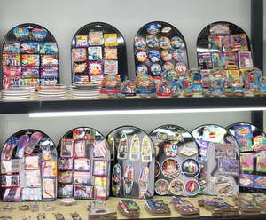 Bộ Quà Tặng Lưu Niệm New York Móc Khóa Quả Cầu Tuyết Dụng Cụ Mở Chai Nam Châm Tủ Lạnh - Product Image 6