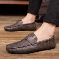 Mocassins Homme Tendance 2026 Nouvelle Collection Décontractés en Daim de Vache Respirants à Enfiler Style Preppy Semelles Souples pour la Conduite