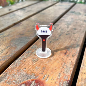 Kpop Astro ateez nmixx Acrylic ánh sáng dính Standee itzy zb1 babymonster <span class=keywords><strong>Got7</strong></span> dễ thương đứng hiển thị mô hình người hâm mộ Máy tính để bàn quà tặng trang trí nội thất - Product Image 3