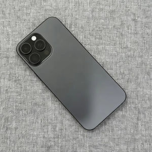 Téléphone portable 5G CDMA FHD OLED 120Hz haute vitesse pour 16 Pro Max pour une navigation <span class=keywords><strong>Internet</strong></span> rapide et une diffusion vidéo fluide partout - Product Image 1