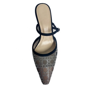 Sandales à talons hauts de luxe à enfiler, antidérapantes, avec strass en cristal et logo personnalisé - Product Image 4