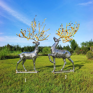 Outdoor Christmas Lawn Decoration Glowing Animal Landscape Metal Stainless Steel Hollow Deer Sculpture <b>Mesh</b> <b>Wire</b> Carving - Product Image 3