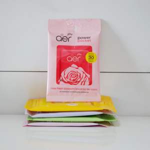 Diffuseur d'air pour voiture en gel Aer Custom Design avec parfum longue durée, différents parfums, à suspendre - Product Image 1