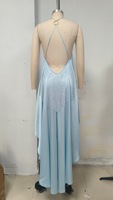 Robe à col halter bleu clair avec franges sur la poitrine et ourlet asymétrique, Nouveautés 2026, sept couleurs