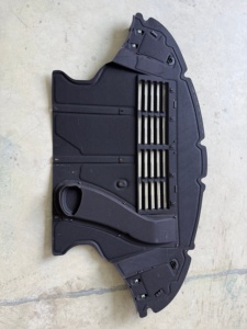 Nouveau pare-boue moteur inférieur d'origine Chine 3W0825235F 3W0825235G 3W0825235M pour Bentley Flying Spur 2015 - Product Image 3
