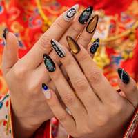 Ongles Press-On Luxueux en Acrylique Effet Laser Floral Irisé avec Chaîne de Perles et Strass, Forme Amande, Personnalisables