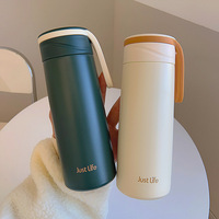 Bouteille d'eau isolée sous vide Thermos en acier inoxydable de haute qualité