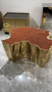 BOCA DO <span class=keywords><strong>LOBO</strong></span> Sala de estar Mesa de té de café Mesa de centro de tocón de diseñador Mesa de centro de sala de estar irregular dorada de acero inoxidable - Product Image 5