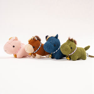 Cavallo di Peluche da 8CM con Campanello, Regalo Natalizio, Ciondolo per Zaino, Portachiavi, Regalo Promozionale Aziendale, Giocattolo in Peluche - Product Image 5