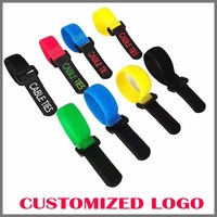 Sangle de fixation en nylon 20*200mm réglable et personnalisable avec boucle inversée en O et boucle en plastique, bande auto-agrippante