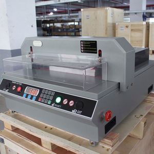 450mm 450VS+ Numerical Control Paper Cutting Machine Protect Plastic Cover Paper Cutting Machine - Product Image 3