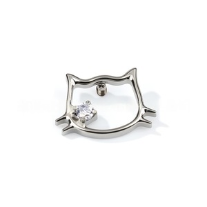Boucle d'oreille tête de chat ajourée en zircon, clou d'oreille en spirale interne de 0,9 mm pour cartilage, bijoux en alliage de titane pour usage quotidien - Product Image 5
