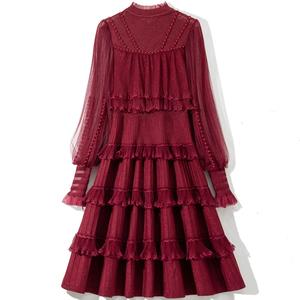Abito maglione nuovo di alta qualità 2022 autunno inverno stile donna Ruffle Lace Beading Deco manica lunga <span class=keywords><strong>rosso</strong></span> bianco nero abito lavorato a <span class=keywords><strong>maglia</strong></span> - Product Image 4
