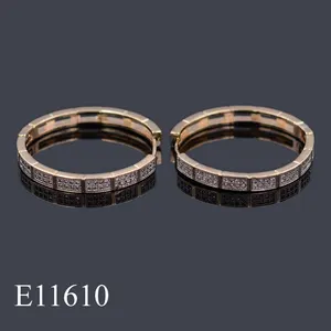Orecchini alla Moda di Forma Rotonda Bicolore per Donne <span class=keywords><strong>Gioielli</strong></span> Placcati in Oro Vero di Joy Fan Jewelry - Product Image 1