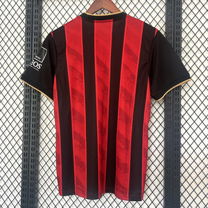 ชุดเล่นฟุตบอลฤดูร้อนฤดูกาลใหม่ชุดสโมสรยุโรปเสื้อเจอร์ซีย์แขนสั้น2025/26บ้าน - Product Image 2