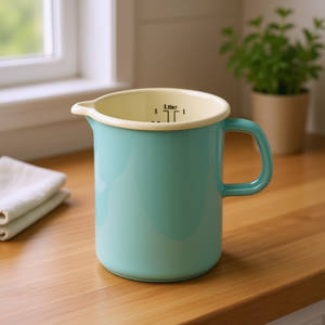 Taza Medidora Esmaltada de 1 Litro Color Turquesa con Asa para Uso en la Cocina - Product Image 3