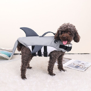 <span class=keywords><strong>Gilet</strong></span> de <span class=keywords><strong>sauvetage</strong></span> réfléchissant pour <span class=keywords><strong>chien</strong></span> <span class=keywords><strong>Gilet</strong></span> de sécurité pour <span class=keywords><strong>chien</strong></span> Ripstop Shark avec poignée de <span class=keywords><strong>sauvetage</strong></span> pour la natation - Product Image 3