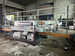 Machine de polissage de bords de verre à ligne verticale droite, équipement de façonnage de verre à 9 broches pour le traitement du verre de construction - Product Image 5