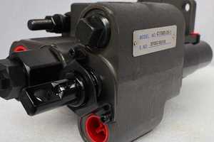 ปั๊มไฮดรอลิกแบบลูกสูบ C102D-25-1 สำหรับรถดัมพ์ C101/102 เกียร์รุ่นใหม่ - Product Image 2