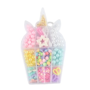 Ensembles <span class=keywords><strong>de</strong></span> perles mignonnes DIY pour la fabrication <span class=keywords><strong>de</strong></span> bijoux Kits <span class=keywords><strong>de</strong></span> boîte <span class=keywords><strong>de</strong></span> perles acryliques faits à la main pour enfants - Product Image 4
