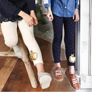 กางเกงวอร์มเด็กใส่ใต้ลายจุดอบอุ่นเสื้อผ้าจากซัพพลายเออร์จีน
