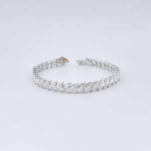 Bracciale Tennis con Diamanti Marquise Coltivati in Laboratorio, in <span class=keywords><strong>Oro</strong></span> Bianco 18K, con Pavé di Diamanti e Incastonatura a Canale, Elegante Bracciale da Donna, Gioiello Raffinato, Regalo - Product Image 1