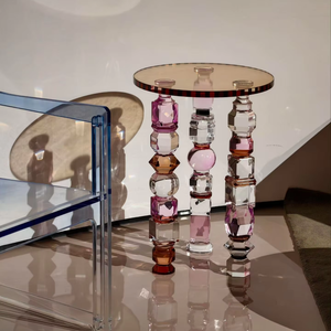 Tavolino Laterale di Lusso con Cristalli Geometrici |   Tavolino da Caffè in Acrilico Tagliato a Mano con Motivo Azalea per Arredamento di Design e Interni di Hotel di Lusso - Product Image 5