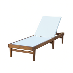 Chaise longue en teck avec dossier inclinable en maille blanche pour patio, mobilier d'extérieur, design contemporain - Product Image 1