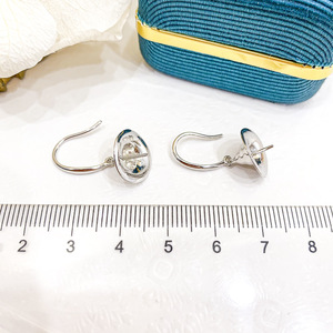 ขาตั้งต่างหูเงินแท้ S925 รุ่น 20998 สำหรับไข่มุกทรงกลมขนาด 8-12 มม. อุปกรณ์ DIY สำหรับทำเครื่องประดับไข่มุกแบบหลวม ดีไซน์ทันสมัย - Product Image 4