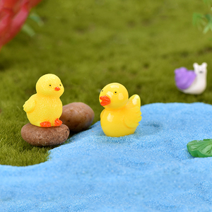 Mini figurines d'animaux en résine mignonnes, décorations de paysage miniatures, canard, dauphin, chat, renard, breloques, ornements de bureau, accessoires de bricolage - Product Image 6