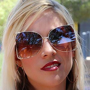 Gafas de Sol de Moda 2025, Estilo Vintage para Mujer, Montura Grande de Media Aro, Ojo de Gato, UV400, Gafas de Sol Extra Grandes con Perlas para Mujer - Product Image 2