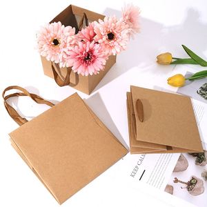 Bolsa de Compras de Papel Kraft Blanca y Marrón con Asas Retorcidas e Impresión de Logotipo - Product Image 2