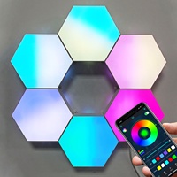 Achat en gros de lampes hexagonales LED intelligentes à commande par application, changement de couleur RVB, appliques murales synchronisées avec la musique, lumière de jeu