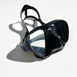 Máscara de buceo con hebillas laterales de buena calidad 2025, máscara de pesca de Color negro acuático sin marco, máscara de silicona para respirar bajo el agua para hombres - Product Image 3