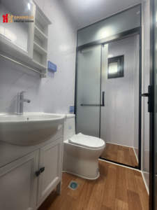 Personnalisable 4x4 RV <span class=keywords><strong>Camping</strong></span>-<span class=keywords><strong>car</strong></span> Petite Maison sur Roues Maison Préfabriquée avec Intérieurs Mobiles des États-Unis <span class=keywords><strong>pour</strong></span> Hôtels - Product Image 6