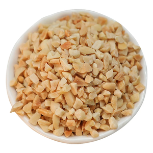 Cacahuetes Triturados Horneados, Granulados Crujientes de Cacahuete, Virutas de 3-5mm, Suministro al por Mayor para Decoración de Pasteles y Helados - Product Image 1