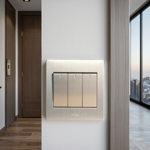 Nouveaux produits <span class=keywords><strong>MGA</strong></span> en gros, vente chaude, interrupteur mural à bascule 250V 3 gangs 2 voies, haute qualité et normes élevées avec logo personnalisé - Product Image 3