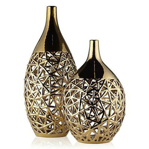 Nuevo Florero con Diseño Moderno, Acabado Dorado en Metal, Florero de Mesa para Decoración - Product Image 1