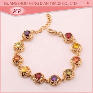 Pulseras de Moda para Mujer, Hechas a Mano en Europa, con Baño de Oro de 18K y Circonitas, Diseño Moderno - Product Image 5