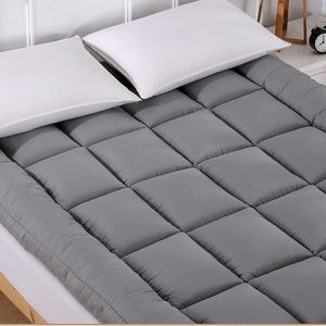 사계절 맞춤형 친환경 호텔 침대 폴리에스터 짙은 회색 두께 매트리스 토퍼 - Product Image 2