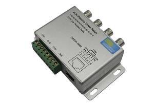 Transmisor de <span class=keywords><strong>Video</strong></span> <span class=keywords><strong>Balun</strong></span> Pasivo de 4 Canales para CCTV, <span class=keywords><strong>Video</strong></span> <span class=keywords><strong>Balun</strong></span> UTP de 4 Canales, BNC a UTP <span class=keywords><strong>RJ45</strong></span> para Cámara DVR - Product Image 3