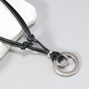 Collier vintage pour <span class=keywords><strong>homme</strong></span> avec pendentif cercle en métal et chaîne en cuir véritable – Idée cadeau - Product Image 5